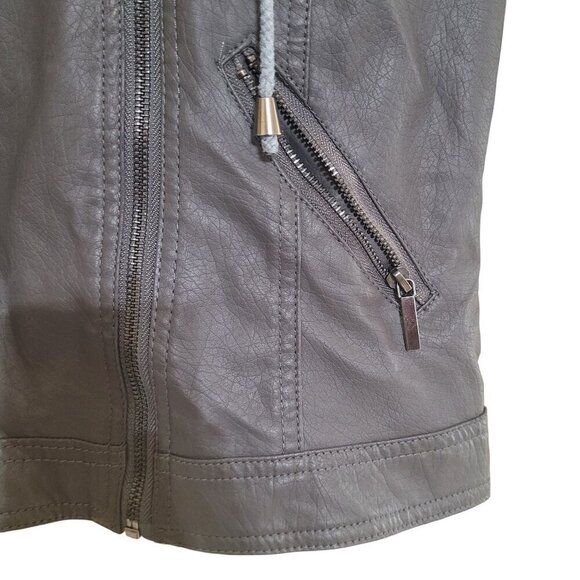 Yoki Womens Faux Leather Moto Jacket With Hoodie - Picture 8 of 9